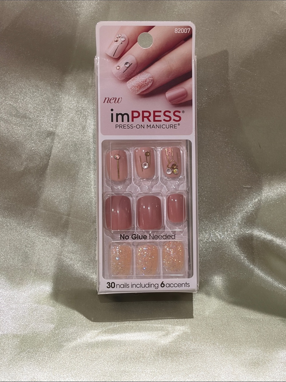 imPRESS Nude Pink Press-On Nails with Gold and Rhinestone Crossing Lines